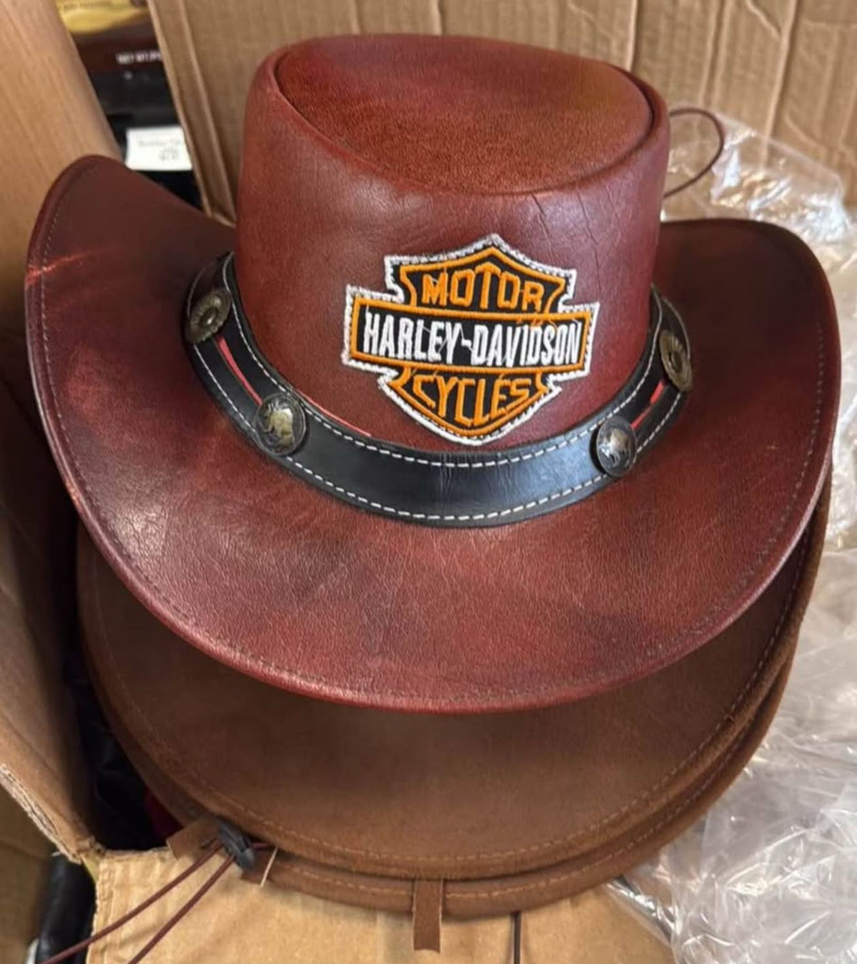 Vintage Harley-Davidson Brown Leather Cowboy Hat – Embroidered Bar & Shield Logo, Concho Band, Biker Western Outback Cap