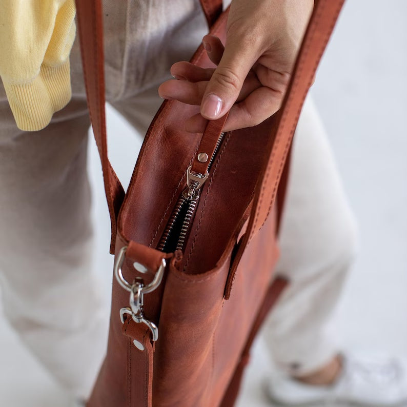 Handmade Leather Tote Bag with Zipper Closure & Removable Crossbody Strap – Versatile Everyday Work & Travel Purse