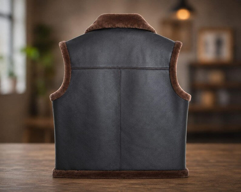 Men's Premium Black Leather Shearling Fur Vest – Winter Warm Sleeveless Jacket with Faux Fur Trim and Pockets