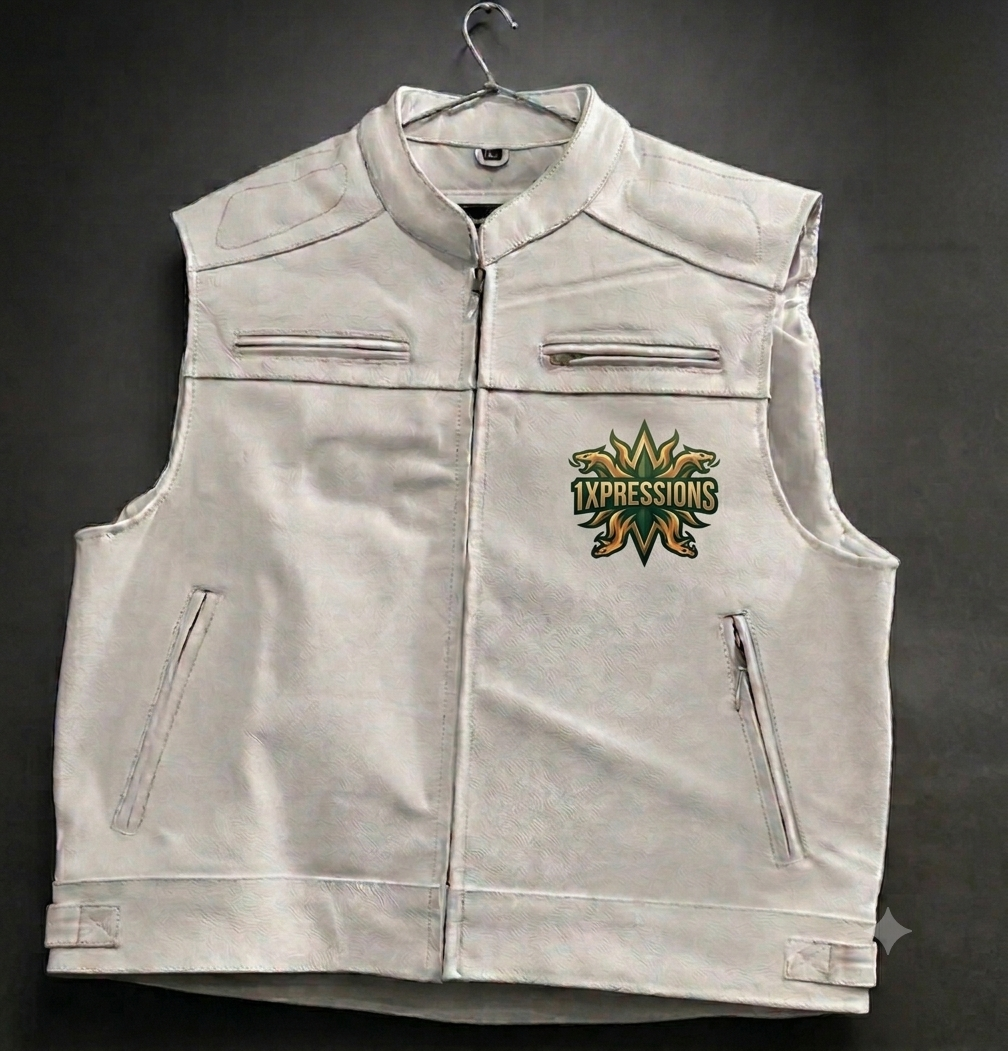 1XPRESSIONS: Full Back Embroidery DisplayPrecision Embroidery: Optimizing Logo Placement & Scale