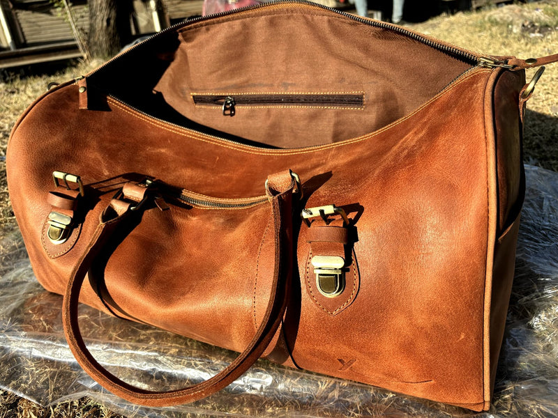 Premium Leather Shoulder Bag – Stylish, Durable, and Perfect for Travel or Daily Use