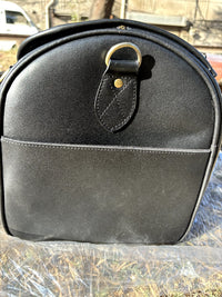 Premium Leather Shoulder Bag – Stylish, Durable, and Perfect for Travel or Daily Use