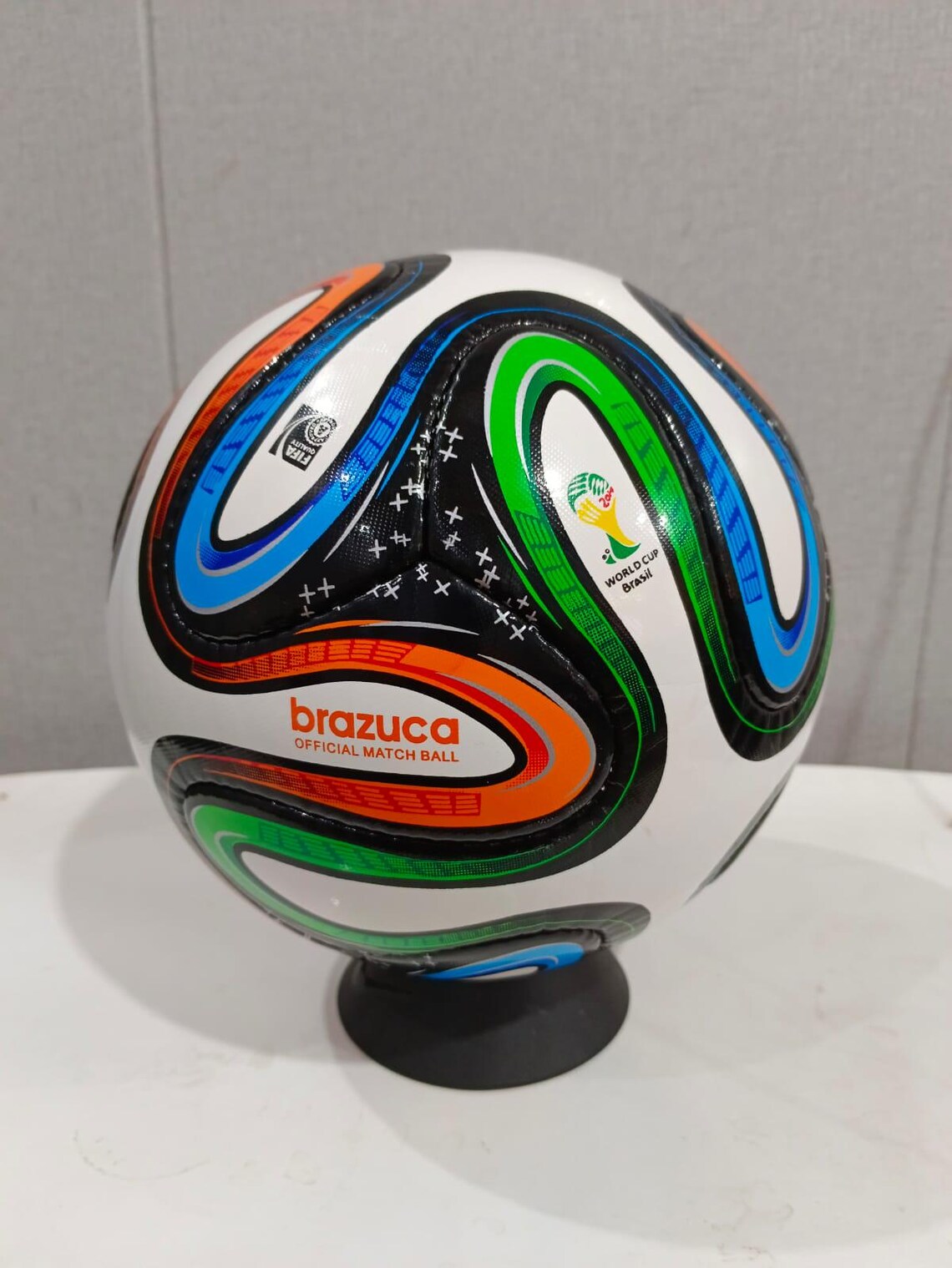 Brazuca World Cup 2014 Brazil FIFA Official Match Ball Soccer Size 5