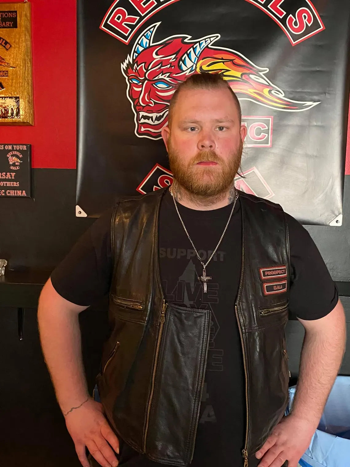 Genuine Leather Motorcycle Club Vest Black Biker Cut with Red Devils MC Patches Men's Leather Riding Club Style Vest Cowhide Biker Apparel